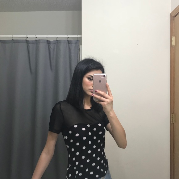 Forever 21 back and white polar dot top - Picture 3 of 3